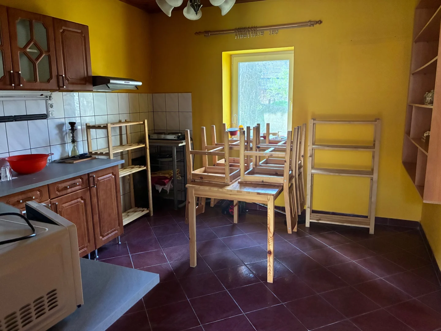 Eladó családi ház Kemence - Kép 5