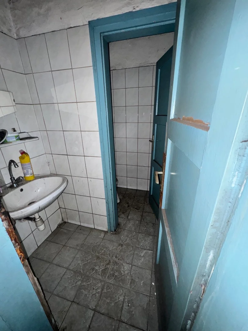 Eladó raktár ipari / raktár Pécs - Kép 8