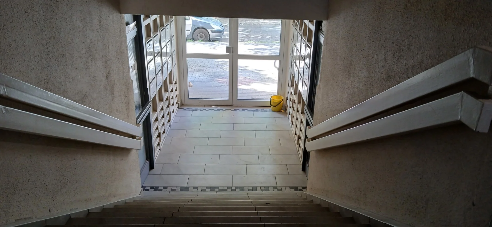 Eladó panel lakás Budapest 03. ker. Gyűrű - Kép 20