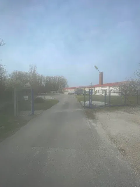 Eladó telephely ipari / raktár Ajka Fő.u.