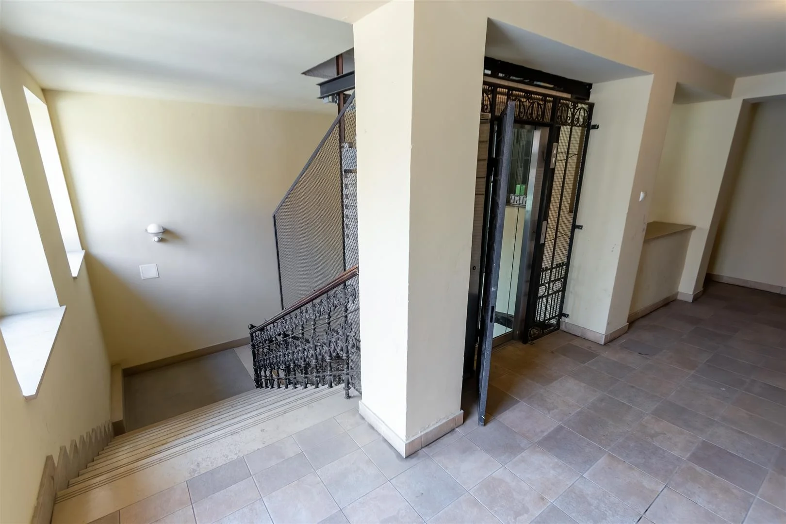 Eladó tégla lakás Budapest 06. ker. Andrássy út - Kép 8