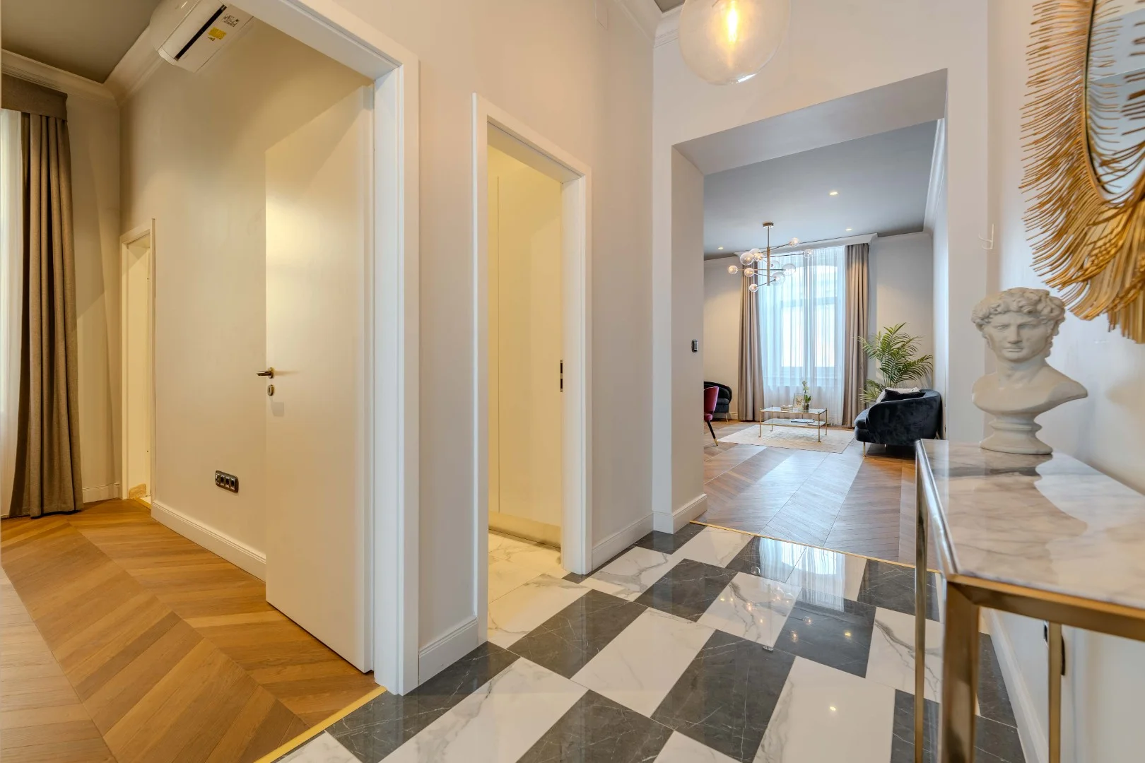 Eladó tégla lakás Budapest 06. ker. Andrássy út