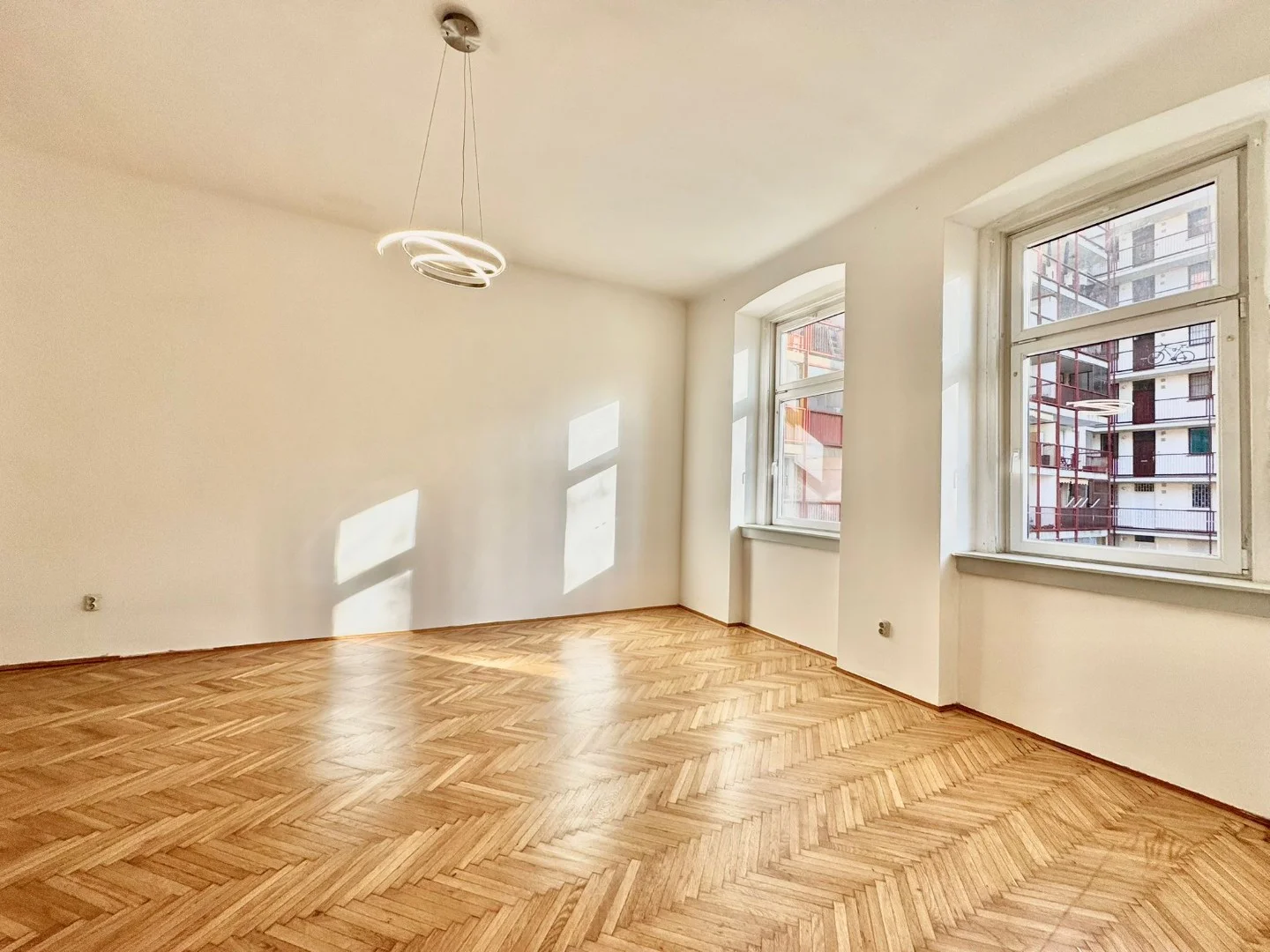 Eladó tégla lakás Budapest 13. ker. Hegedűs Gyula utca