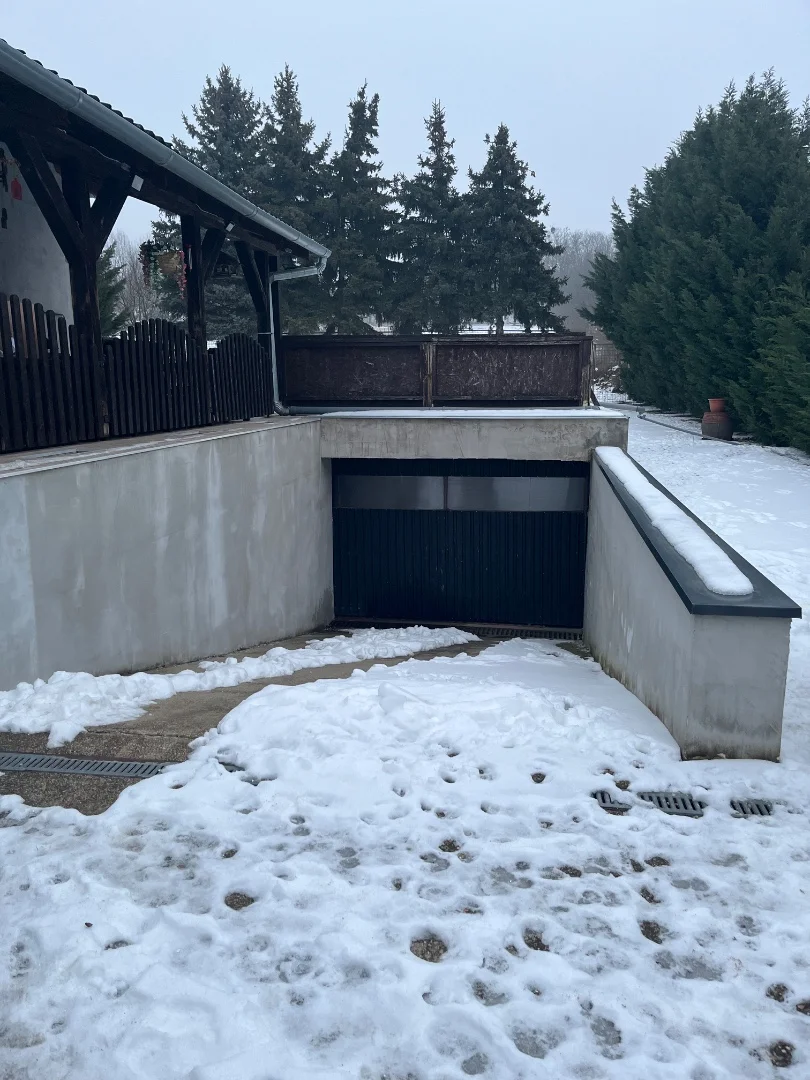 Eladó családi ház Csipkerek - Kép 12