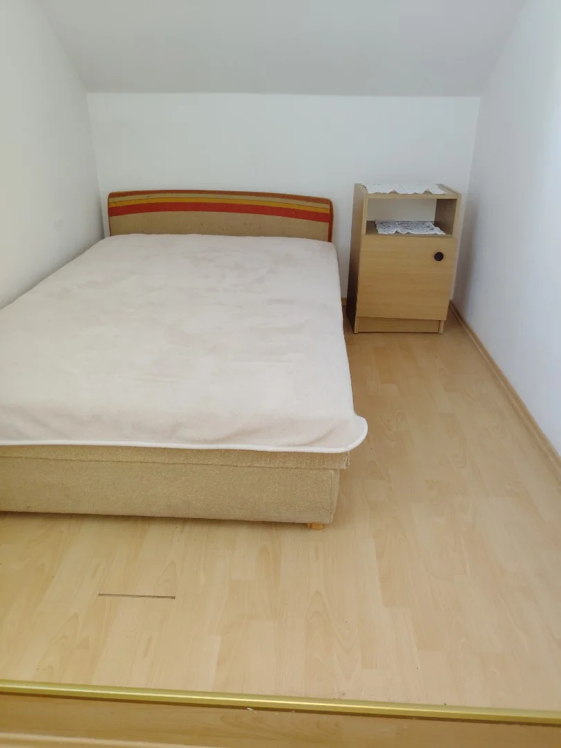 Kiadó ikerház Velence Csemete utca - Kép 8