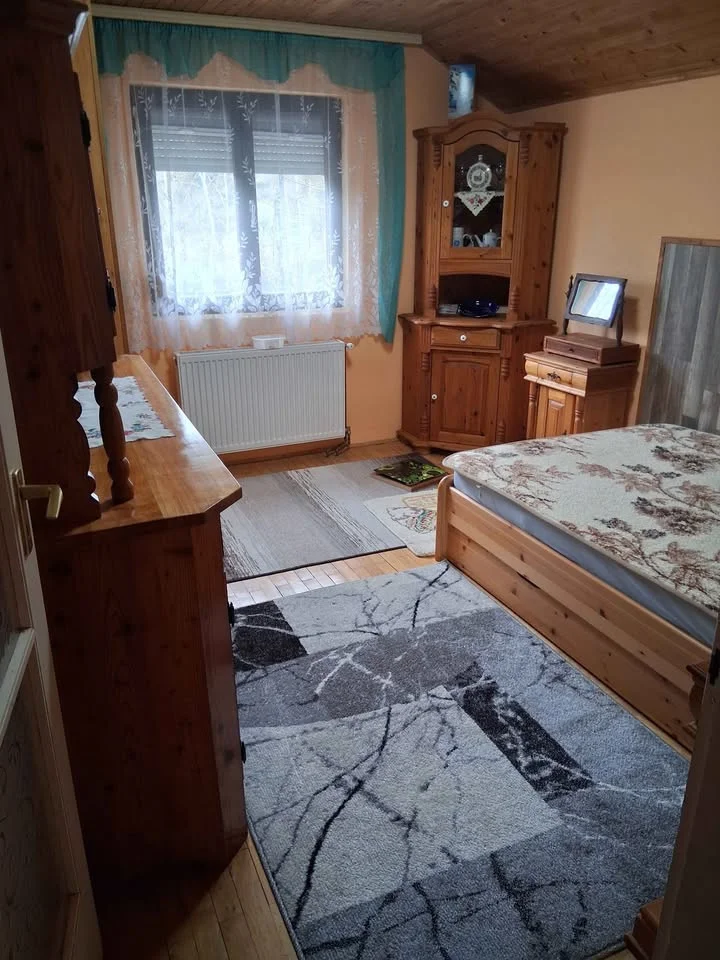 Eladó családi ház Galambok - Kép 11