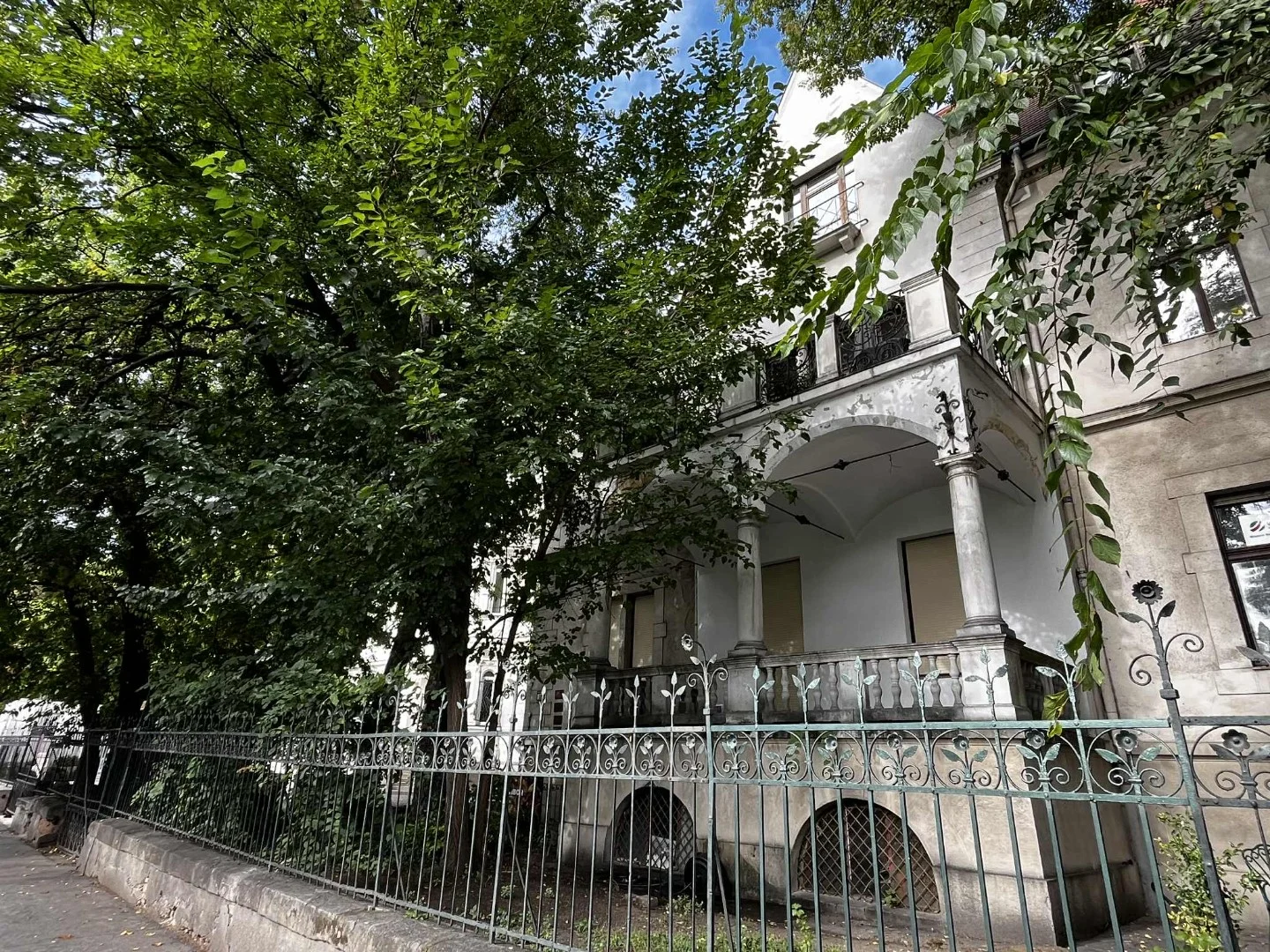 Eladó tégla lakás Budapest 06. ker. Andrássy út - Kép 2