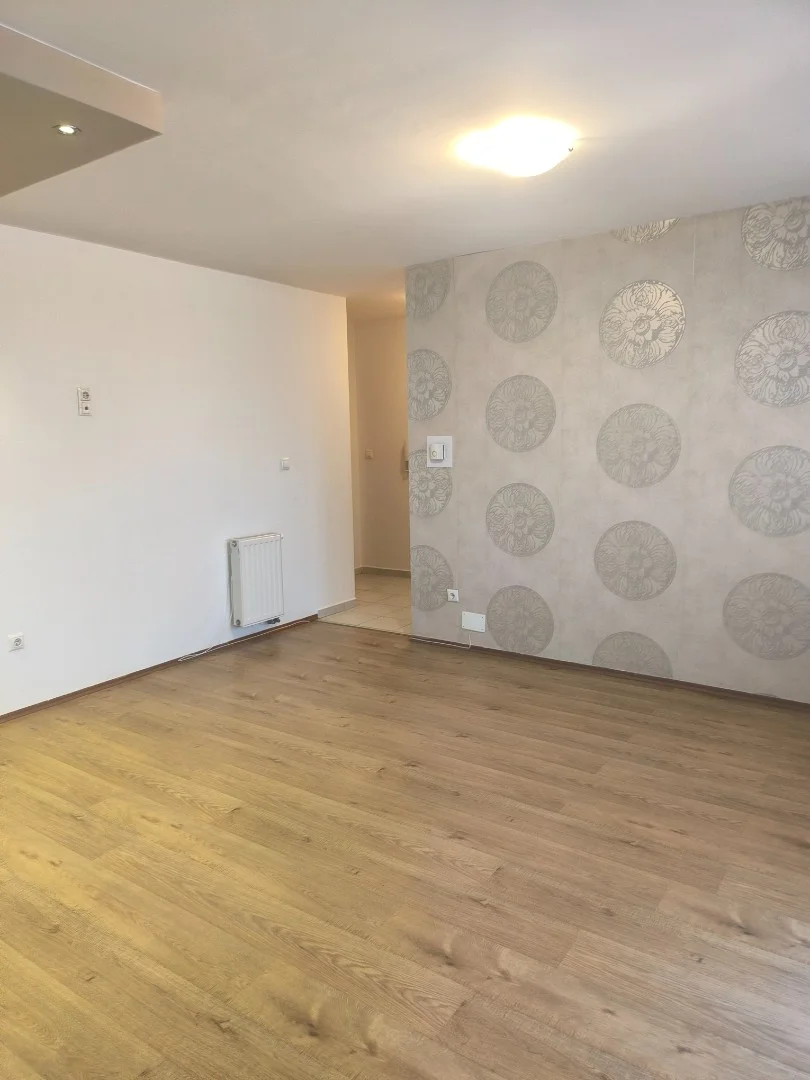 Eladó tégla lakás Pécs Árnyas liget - Kép 2