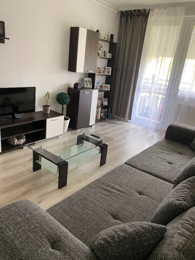 Eladó panel lakás Debrecen Derék utca - Kép 3