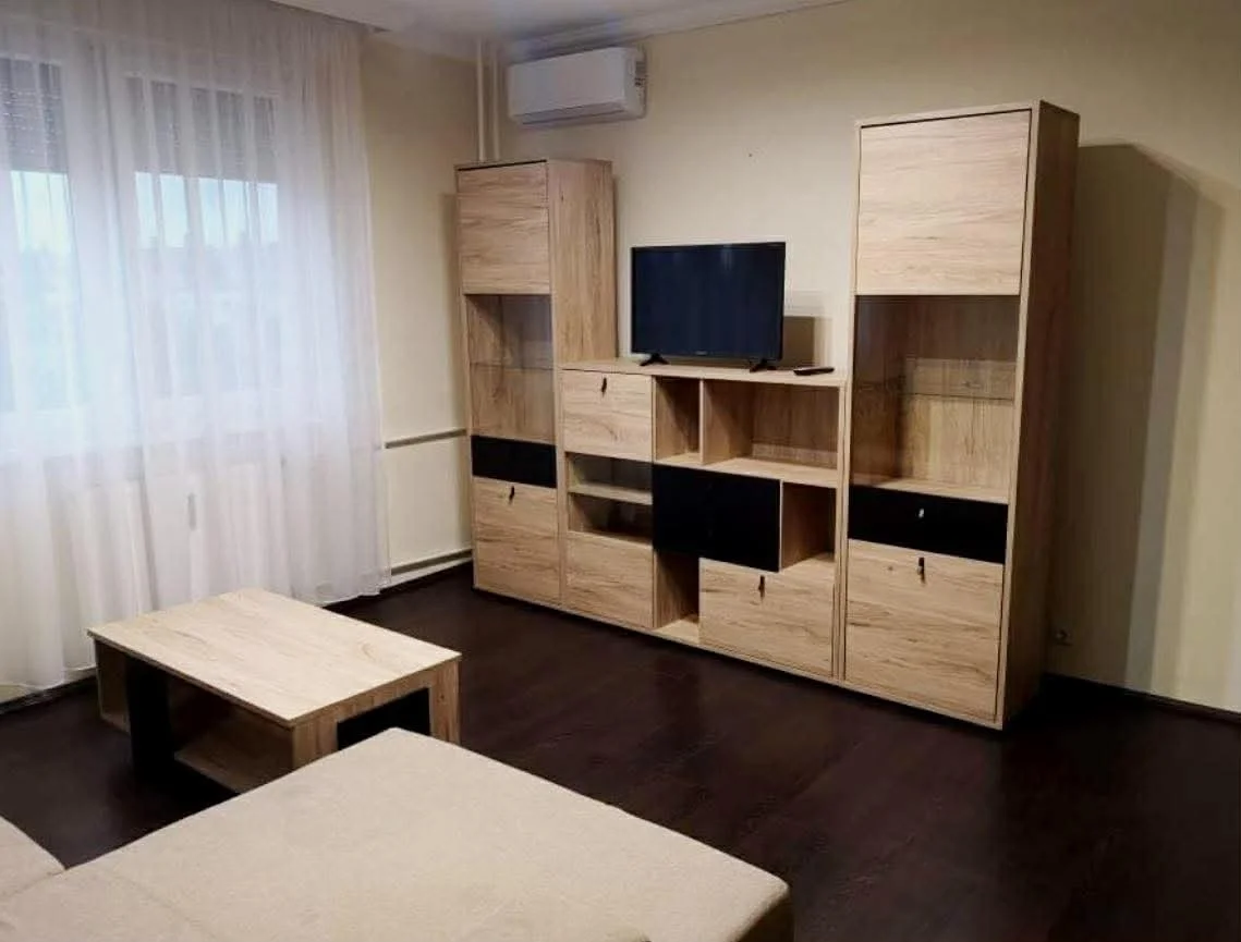 Eladó panel lakás Szolnok Ady Endre út - Kép 2