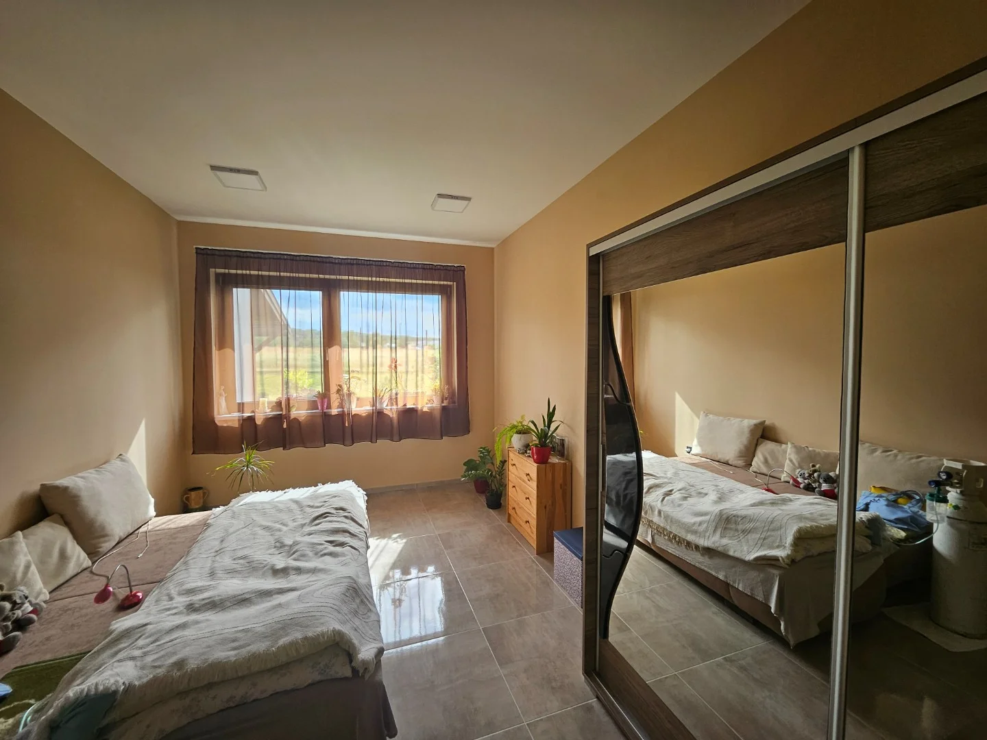 Eladó családi ház Mogyoród - Kép 12