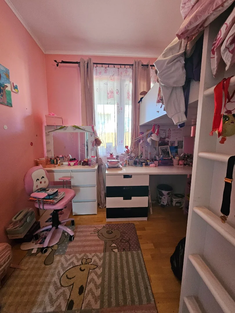 Eladó családi ház Mogyoród - Kép 11