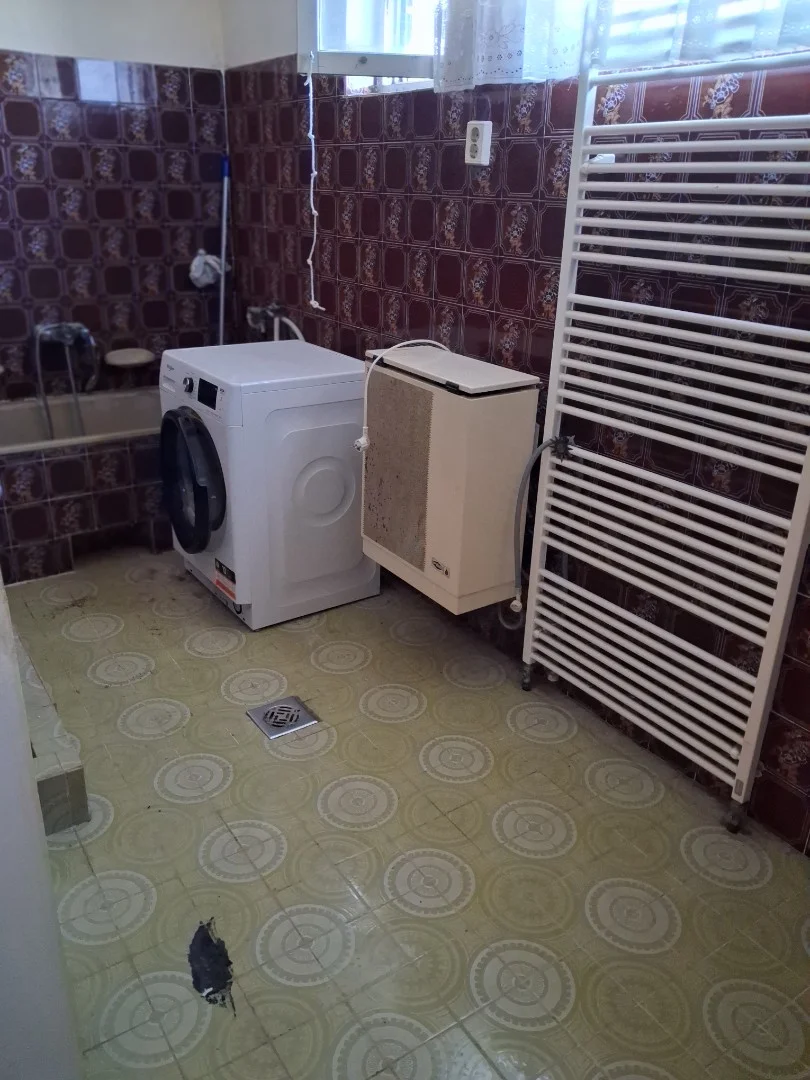 Eladó családi ház Bakonycsernye - Kép 15