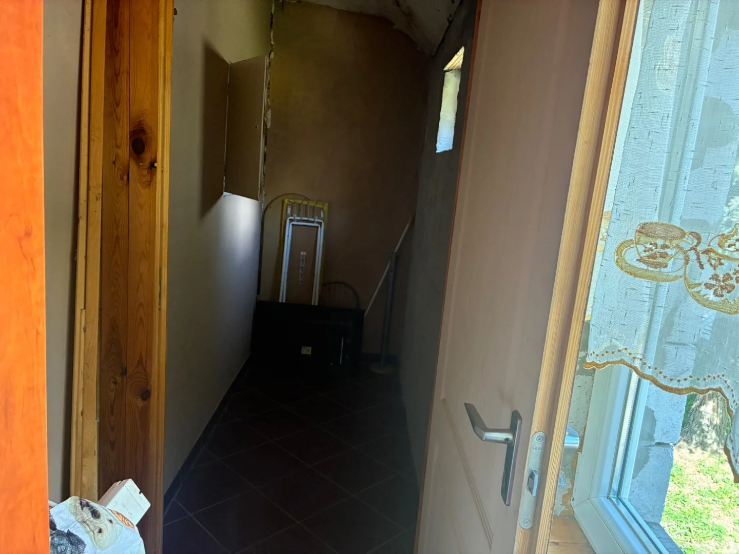 Eladó családi ház Kemence - Kép 8