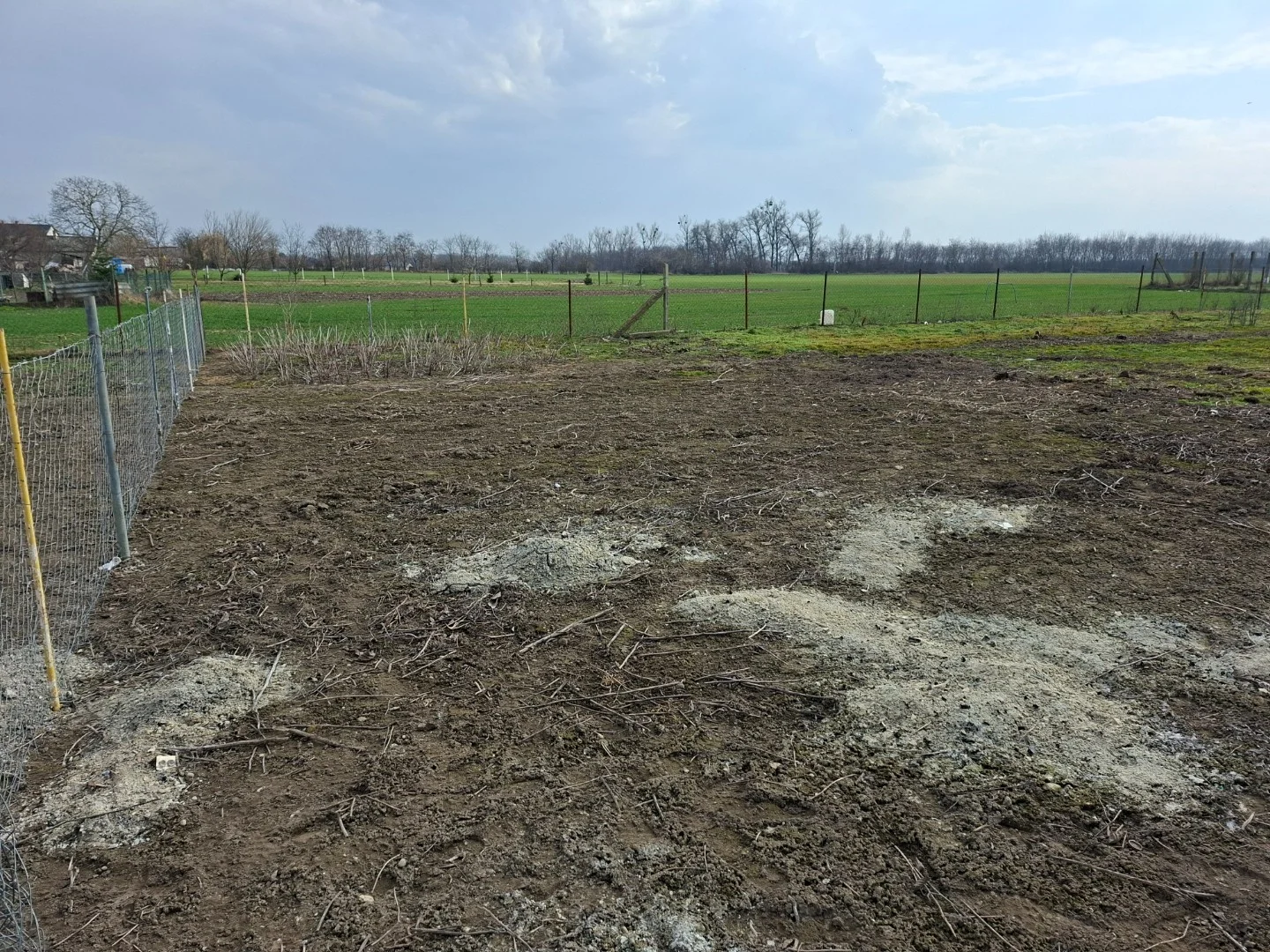 Eladó építési telek Bőny Béke utca - Kép 4
