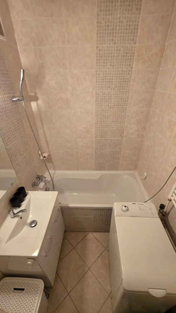 Eladó panel lakás Székesfehérvár Rákóczi - Kép 9