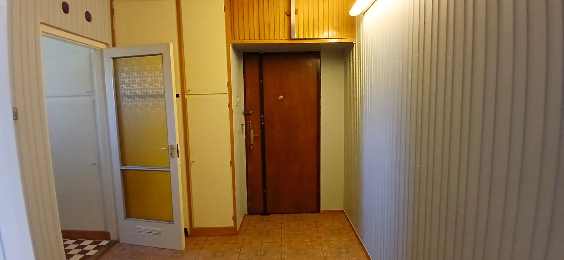 Eladó panel lakás Budapest 03. ker. Gyűrű - Kép 17