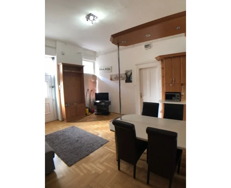 Eladó tégla lakás Budapest 05. ker. Petőfi Sándor utca - Kép 10