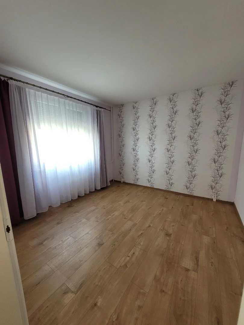 Eladó panel lakás Hódmezővásárhely Eszperanto - Kép 4