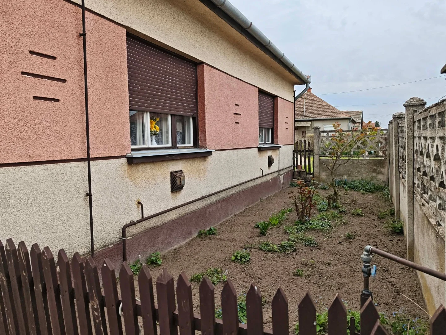Eladó családi ház Apostag - Kép 11