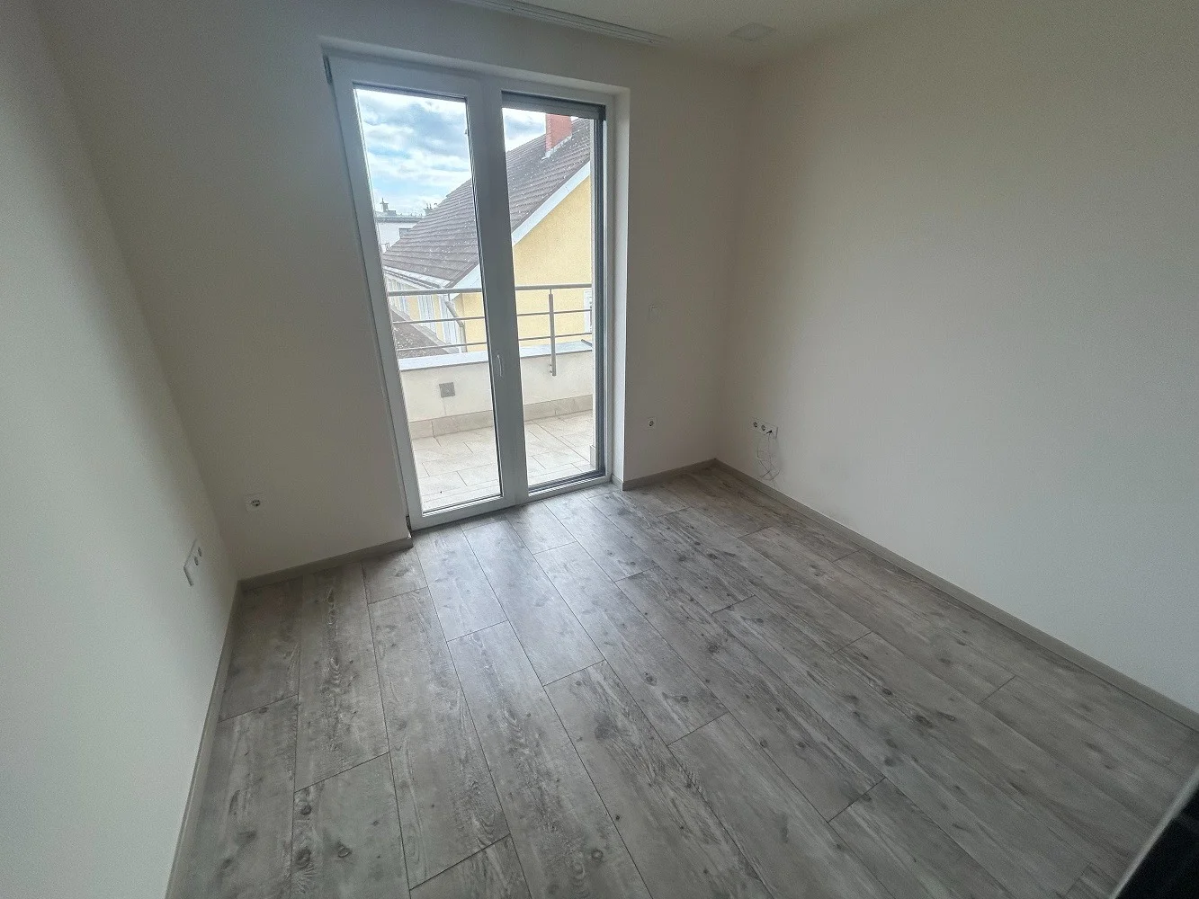 Eladó tégla lakás Debrecen - Kép 8