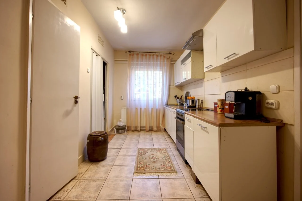 Eladó tégla lakás Budapest 02. ker. - Kép 3