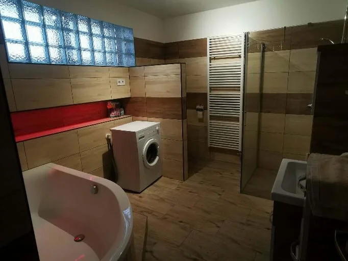 Eladó családi ház Miskolc - Kép 11