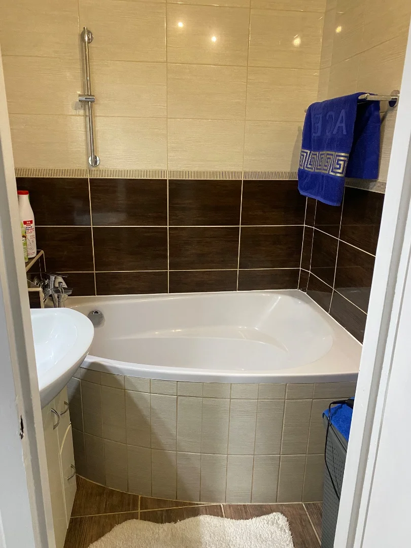 Eladó panel lakás Debrecen Derék utca - Kép 9