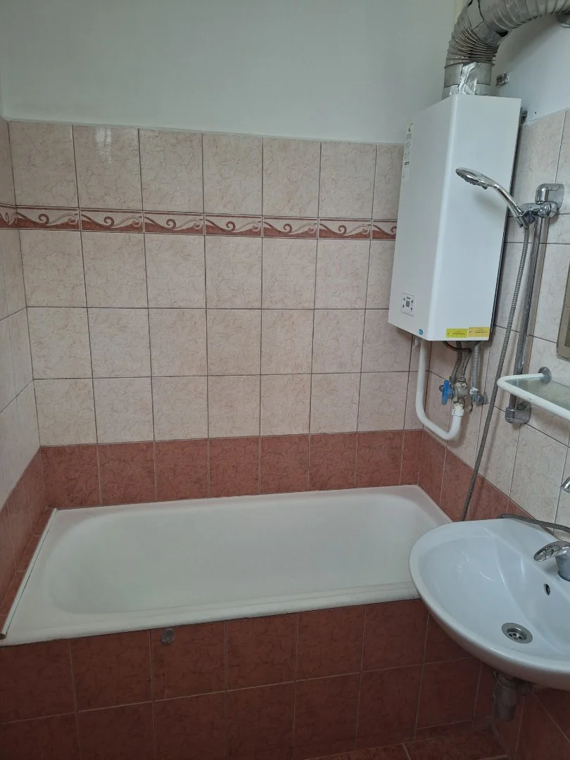 Kiadó tégla lakás Veszprém Egry József - Kép 5