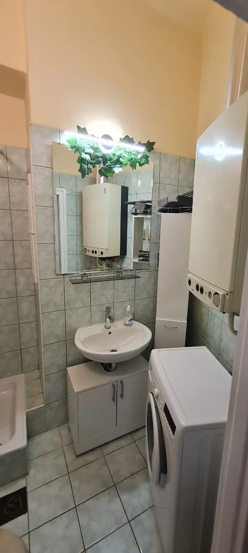Kiadó tégla lakás Budapest 07. ker. Dohány u. - Kép 9