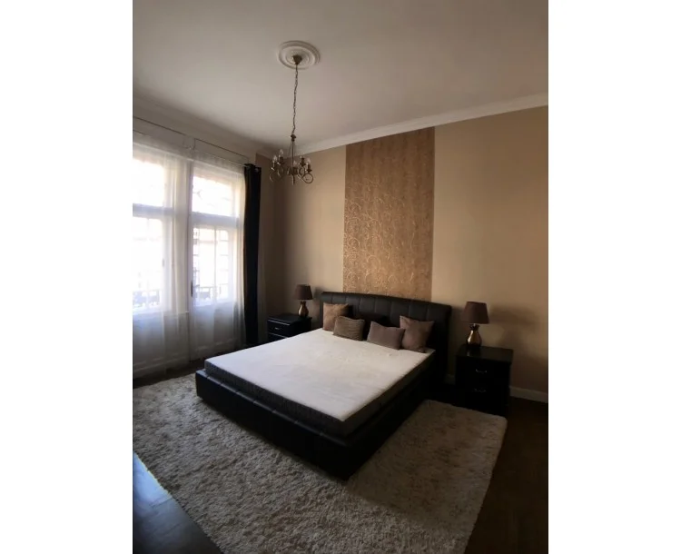 Eladó tégla lakás Budapest 05. ker. Petőfi Sándor utca - Kép 2