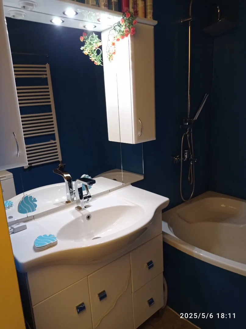 Eladó tégla lakás Győr - Kép 3