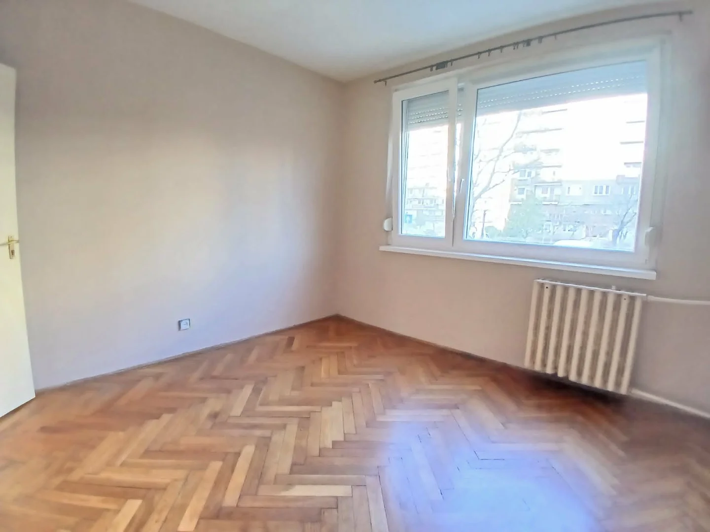 Eladó panel lakás Budapest 10. ker. Mádi utca - Kép 2