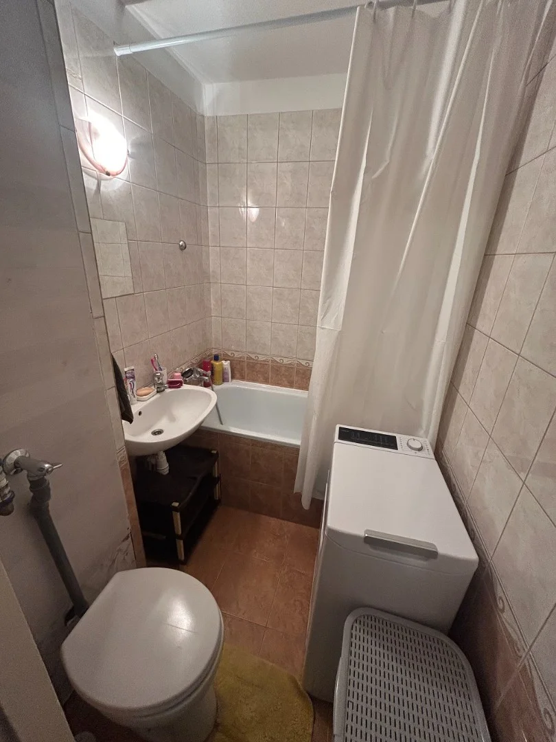 Eladó panel lakás Debrecen - Kép 9