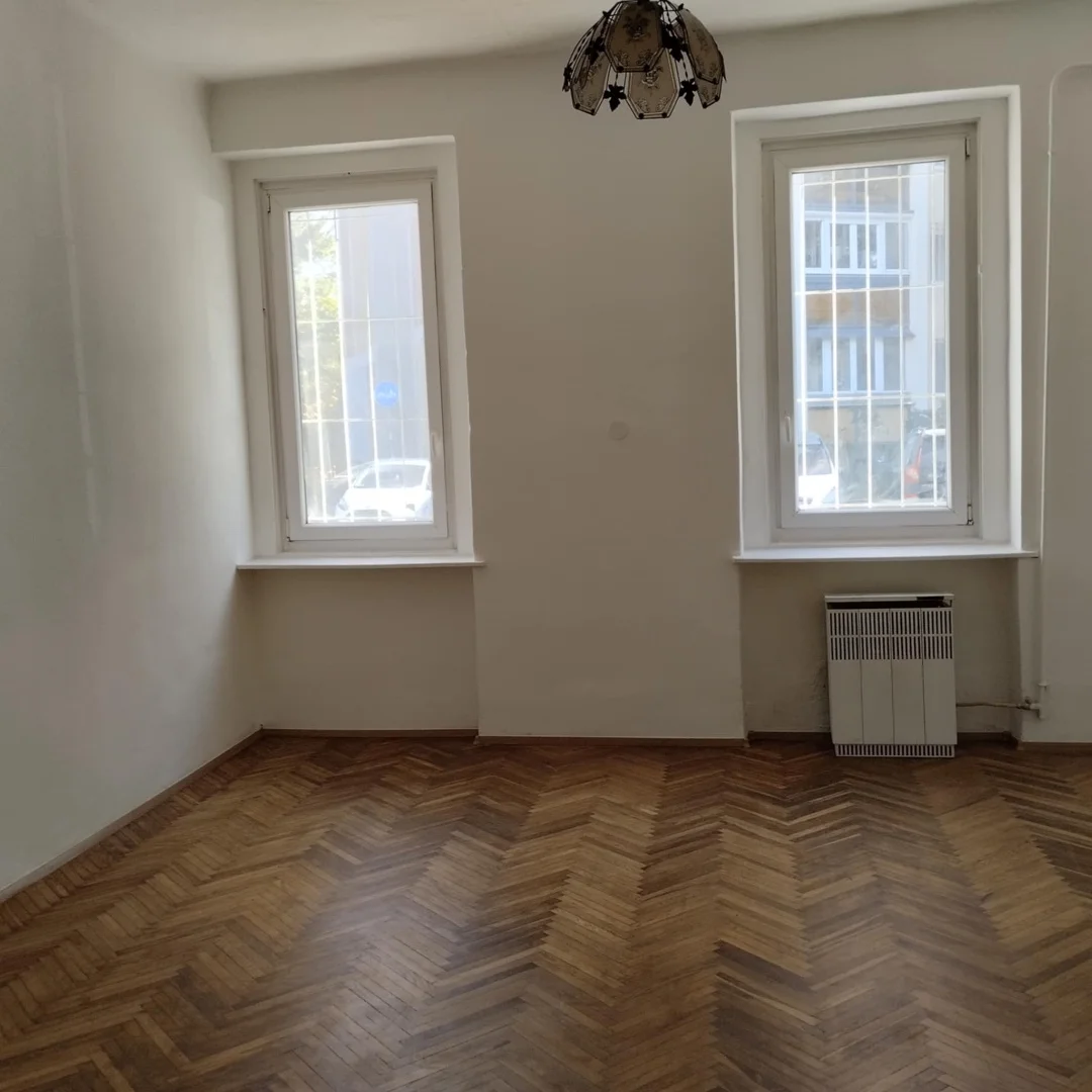 Eladó tégla lakás Budapest 04. ker. - Kép 2