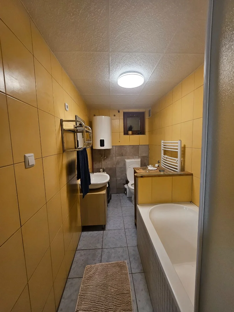 Eladó családi ház Mogyoród - Kép 12