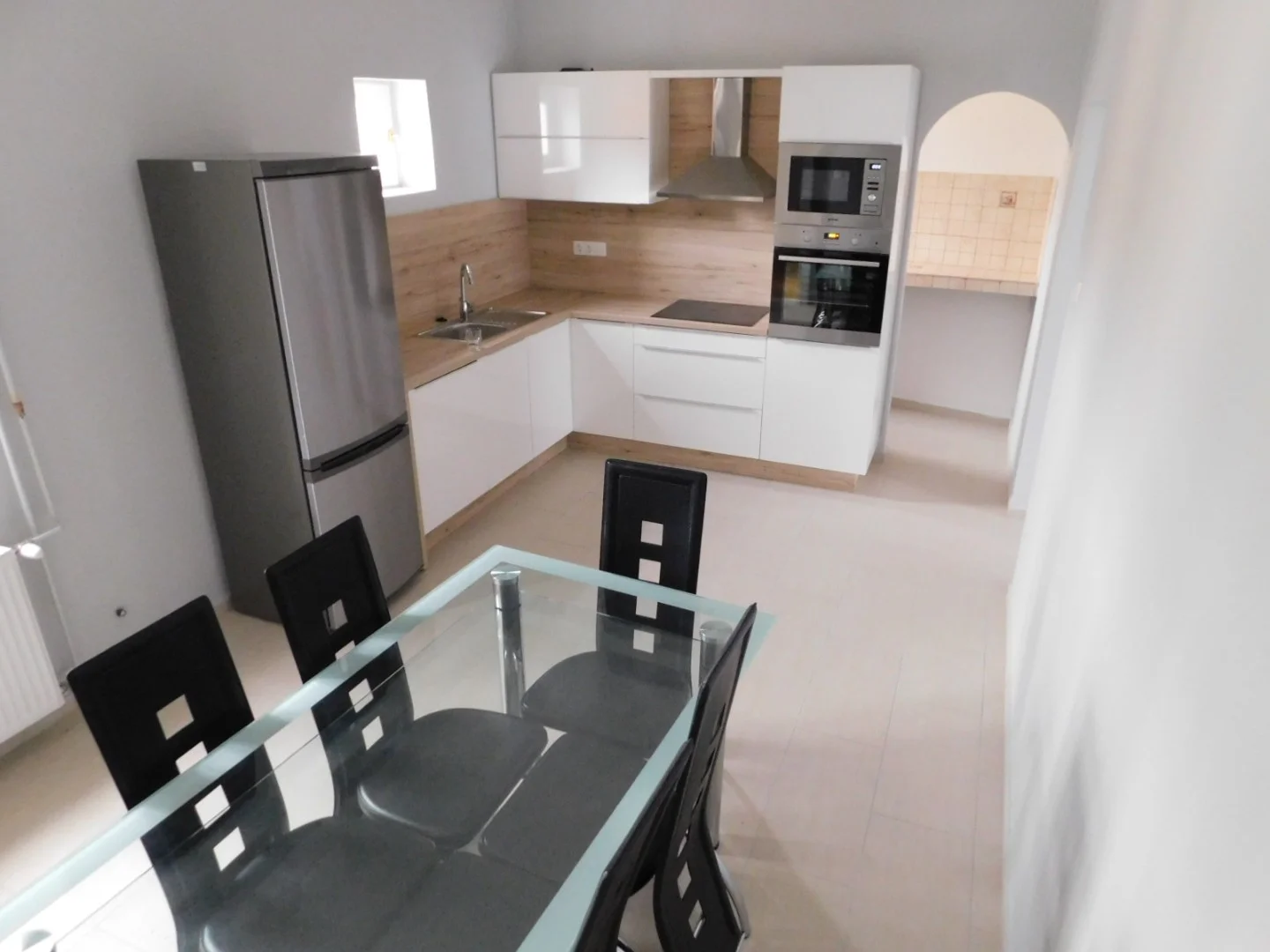 Kiadó tégla lakás Pécs Hungária utca - Kép 3