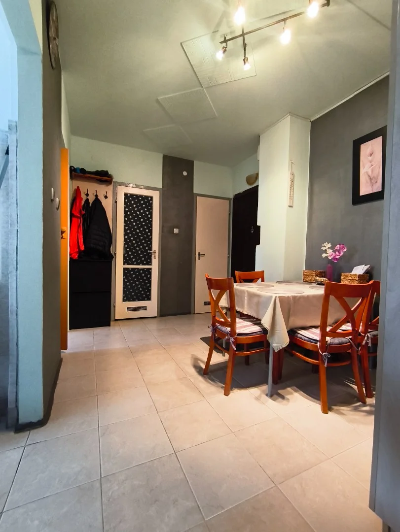 Eladó panel lakás Budapest 03. ker. Hadrianus