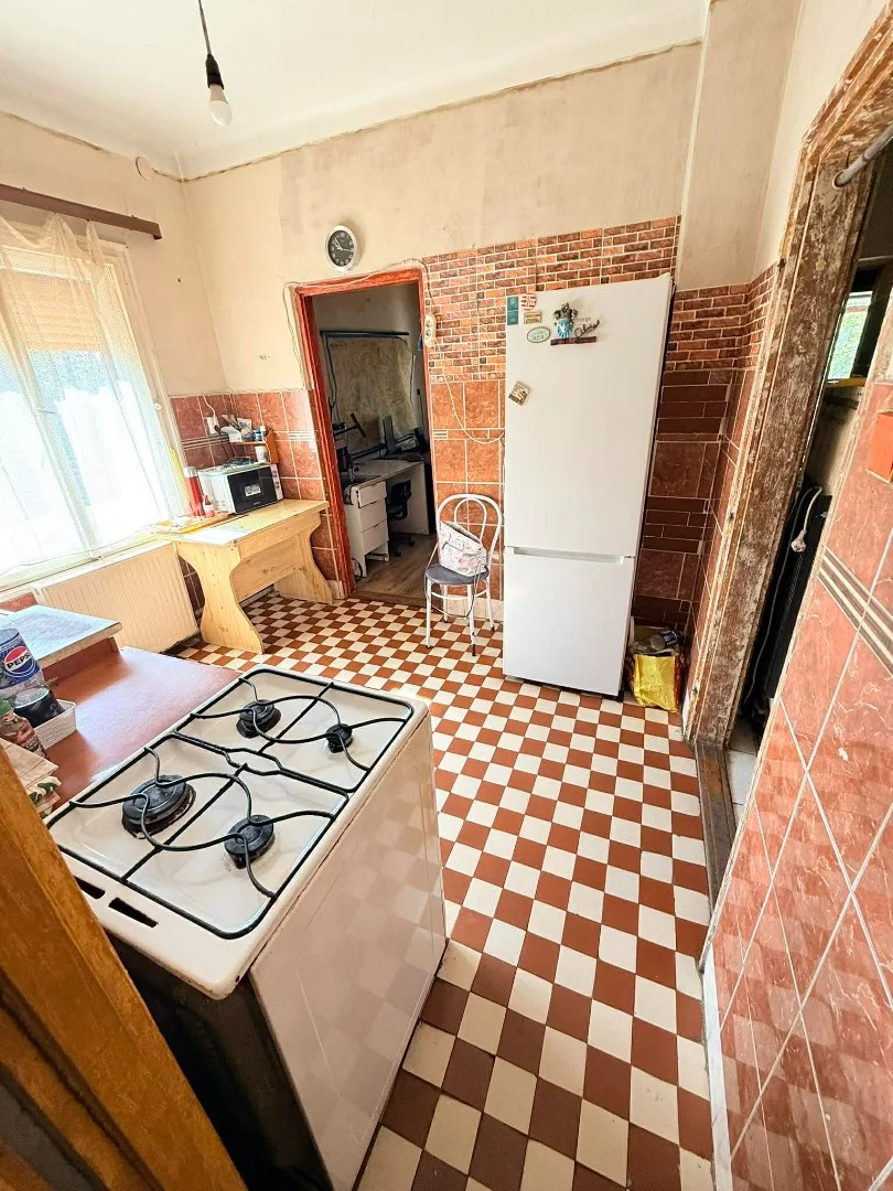 Eladó családi ház Kazincbarcika Zrínyi Ilona utca - Kép 4