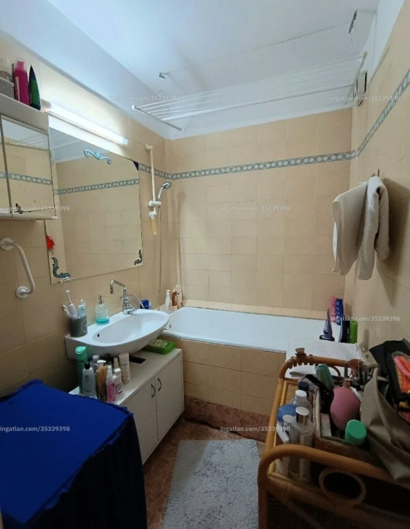 Eladó panel lakás Debrecen Sárvári Pál - Kép 7