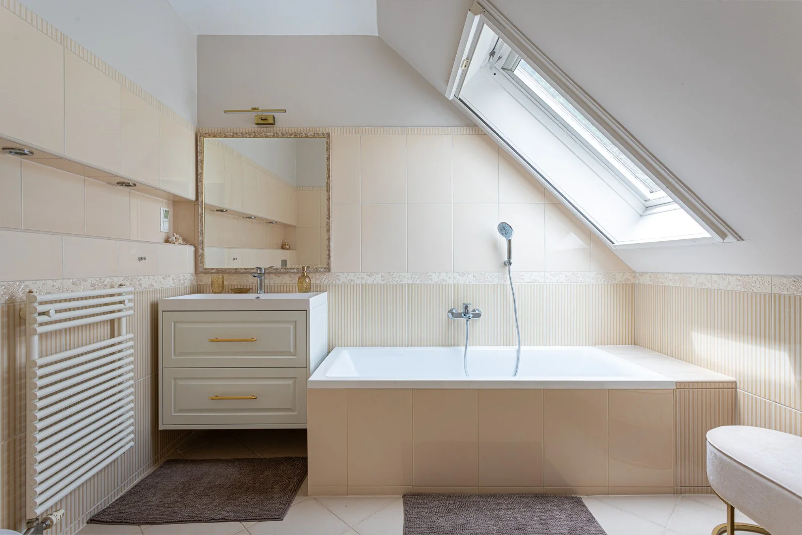 Eladó családi ház Budapest 02. ker. HZ049766 - Kép 16