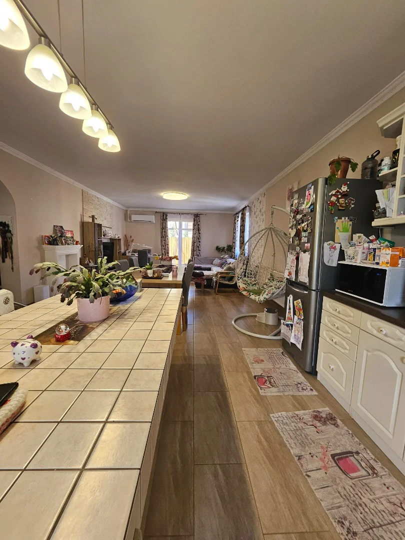 Eladó családi ház Mogyoród - Kép 14