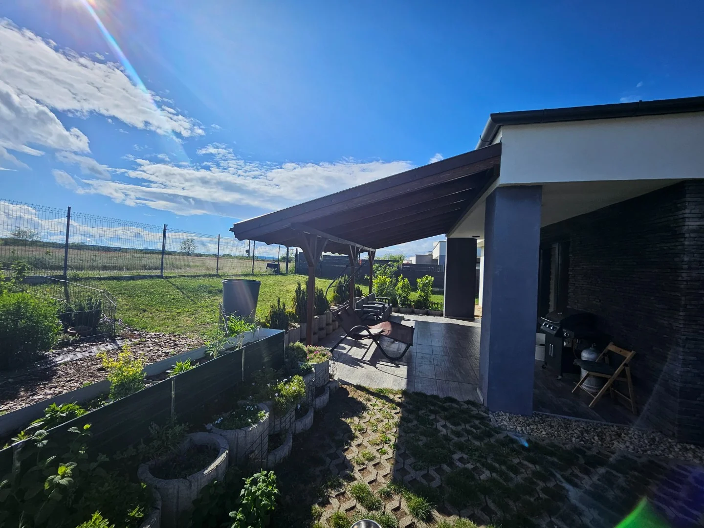 Eladó családi ház Mogyoród - Kép 3