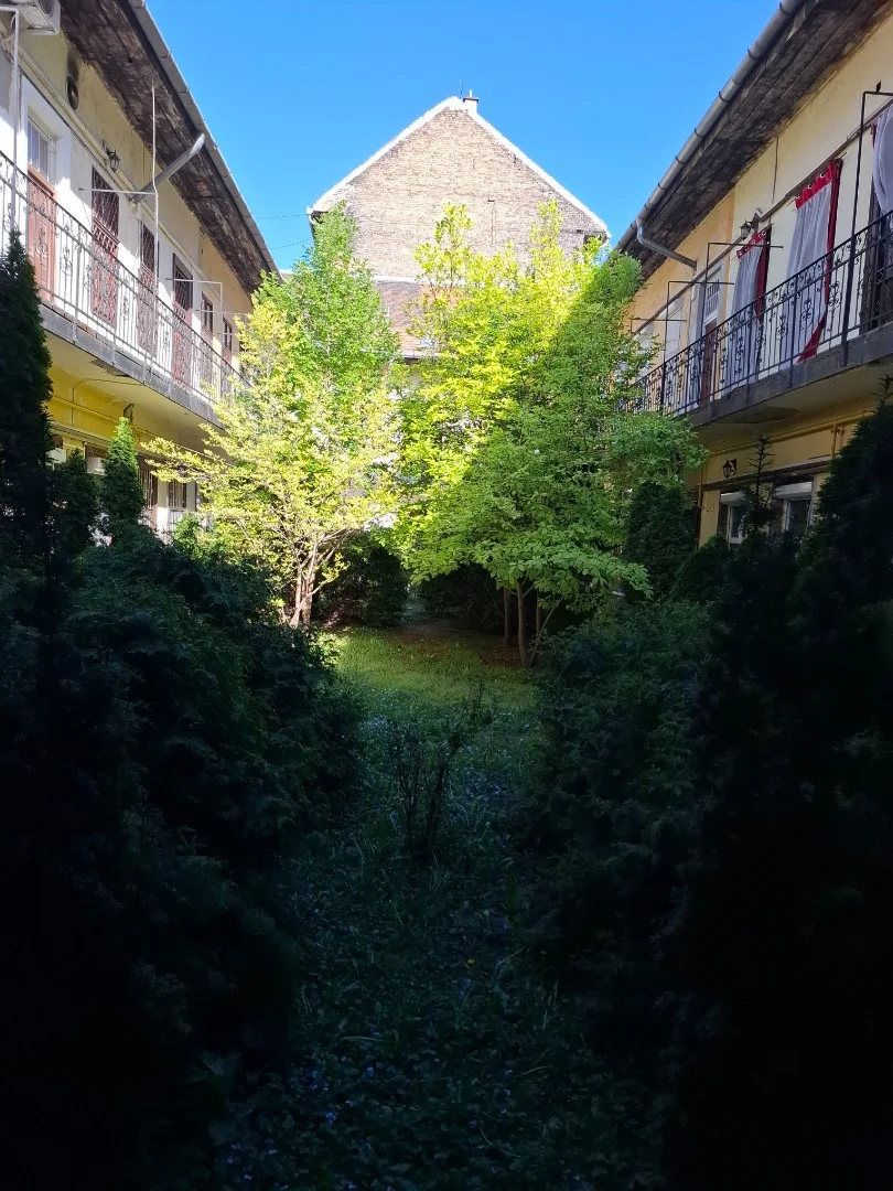 Eladó tégla lakás Budapest 06. ker. Szondi