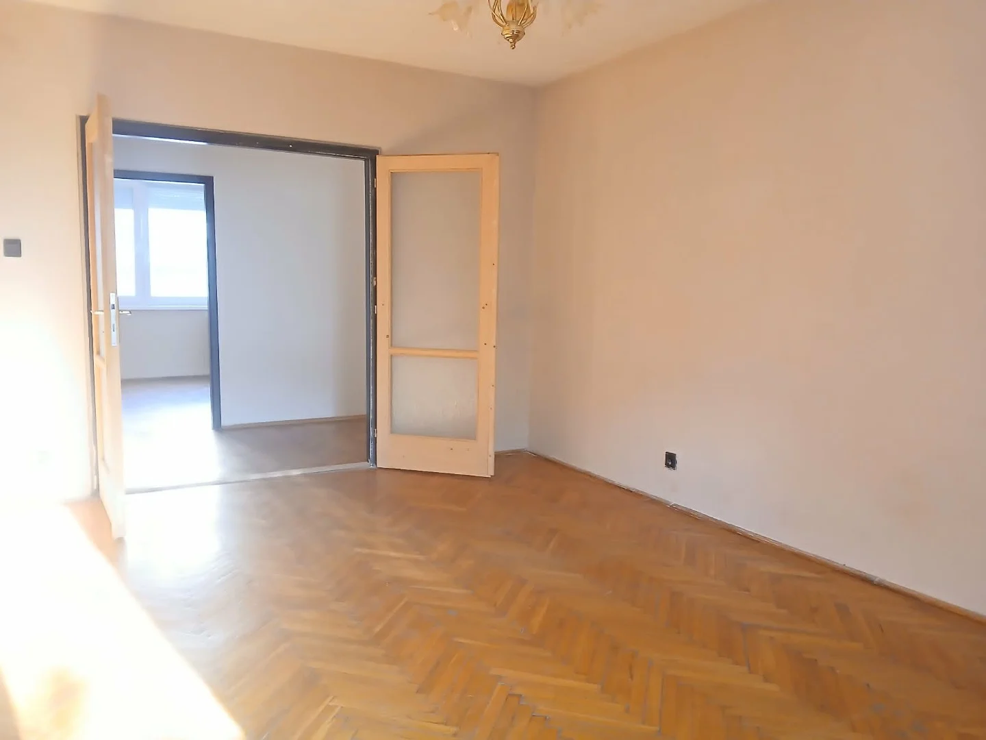 Eladó panel lakás Budapest 10. ker. Mádi utca - Kép 4
