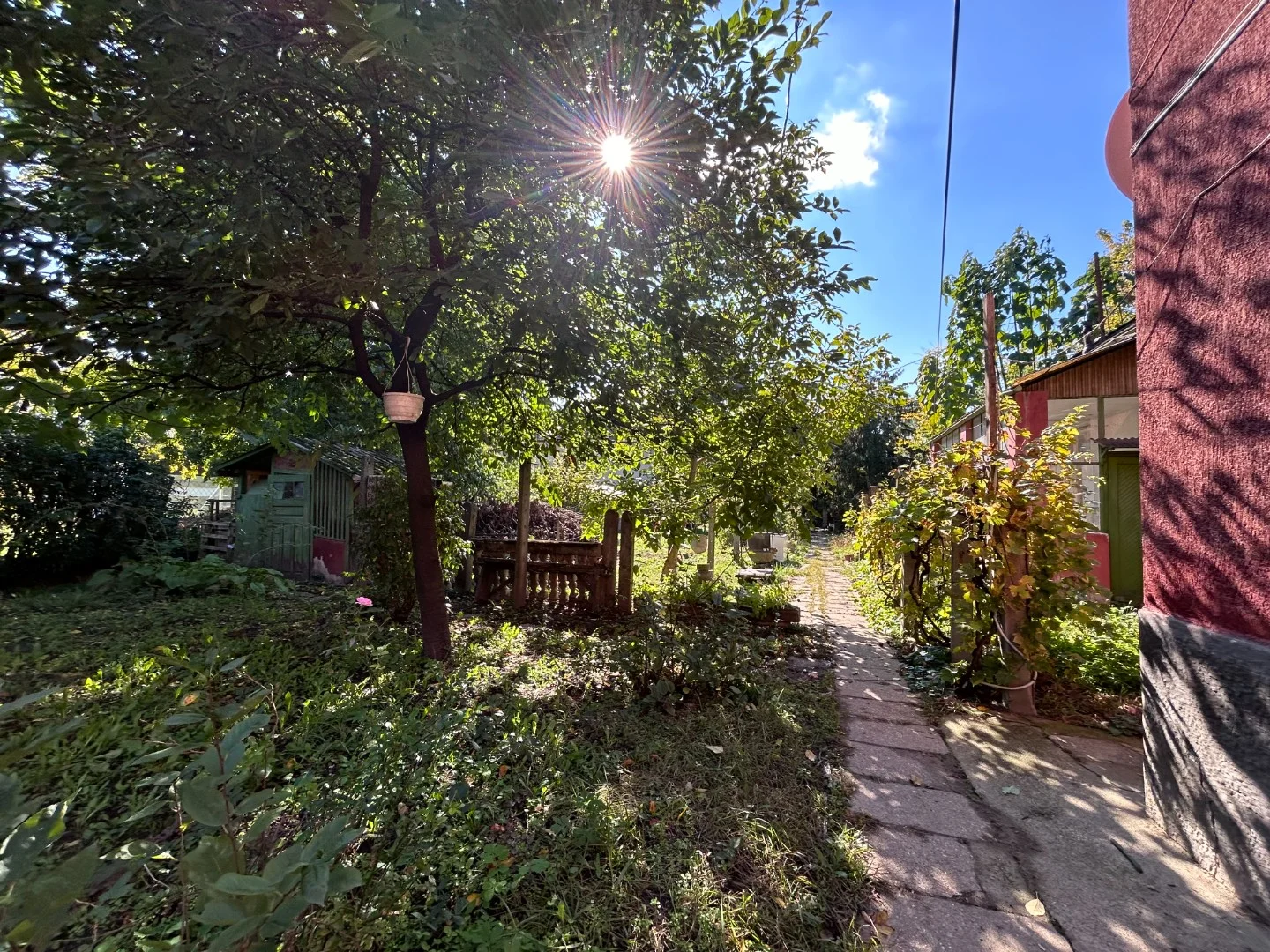 Eladó családi ház Budapest 04. ker. Istvántelek (038522)