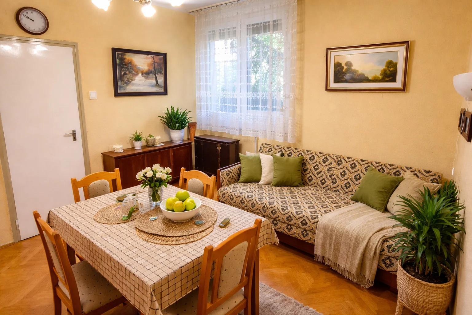 Eladó tégla lakás Szekszárd Kőrösi Csoma Sándor utca - Kép 3