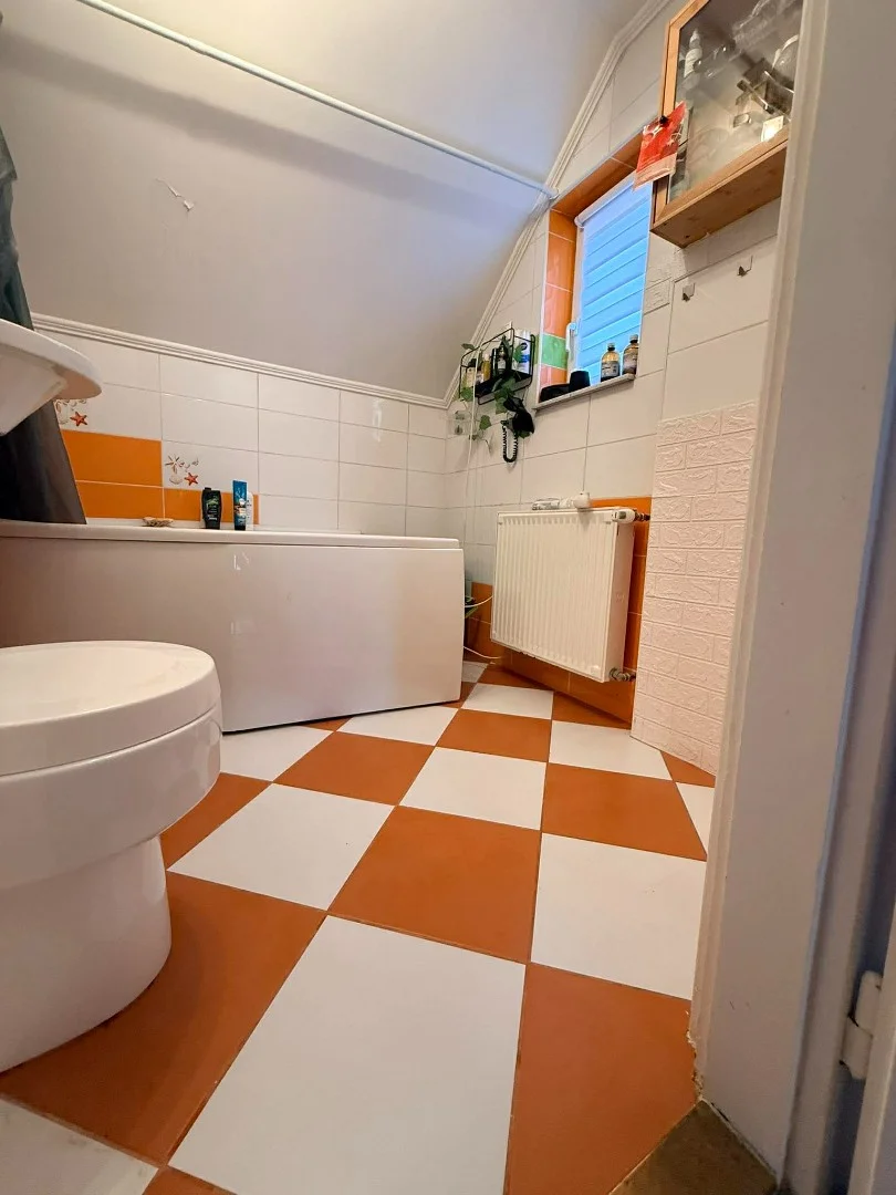 Eladó családi ház Miskolc Kós Károly utca - Kép 10