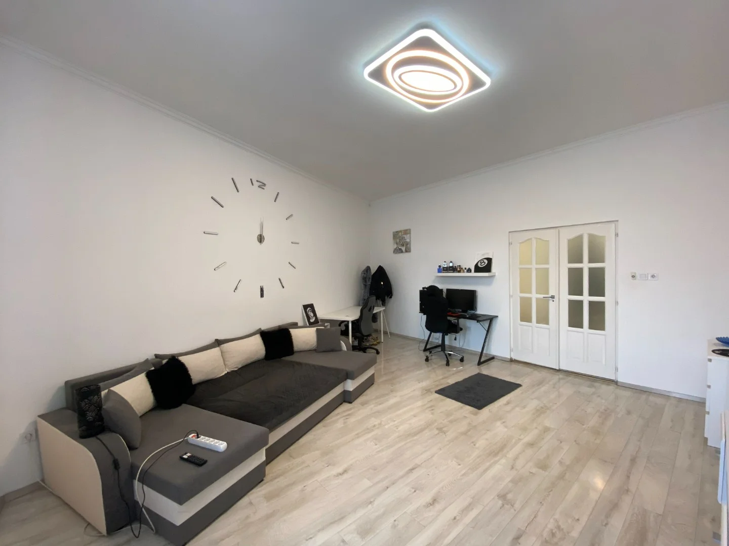 Eladó tégla lakás Budapest 06. ker. Deák tér - Kép 5