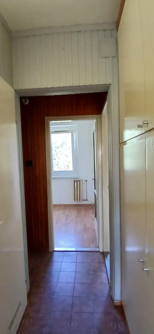 Eladó panel lakás Budapest 03. ker. Gyűrű - Kép 3